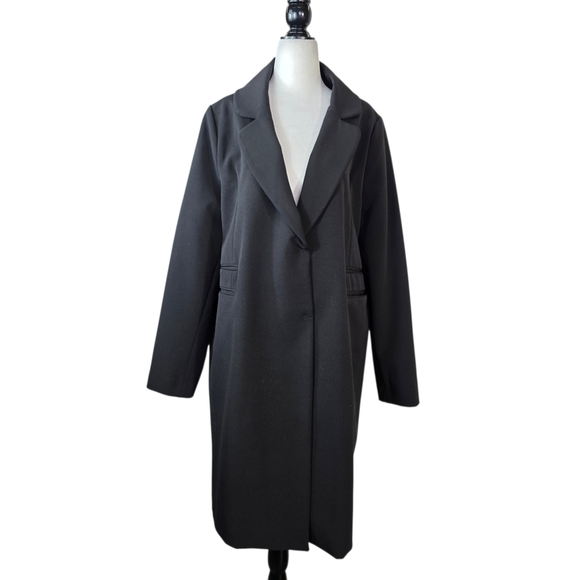Crea Concept Jackets & Blazers - Crea Concept classic mid length Coat
